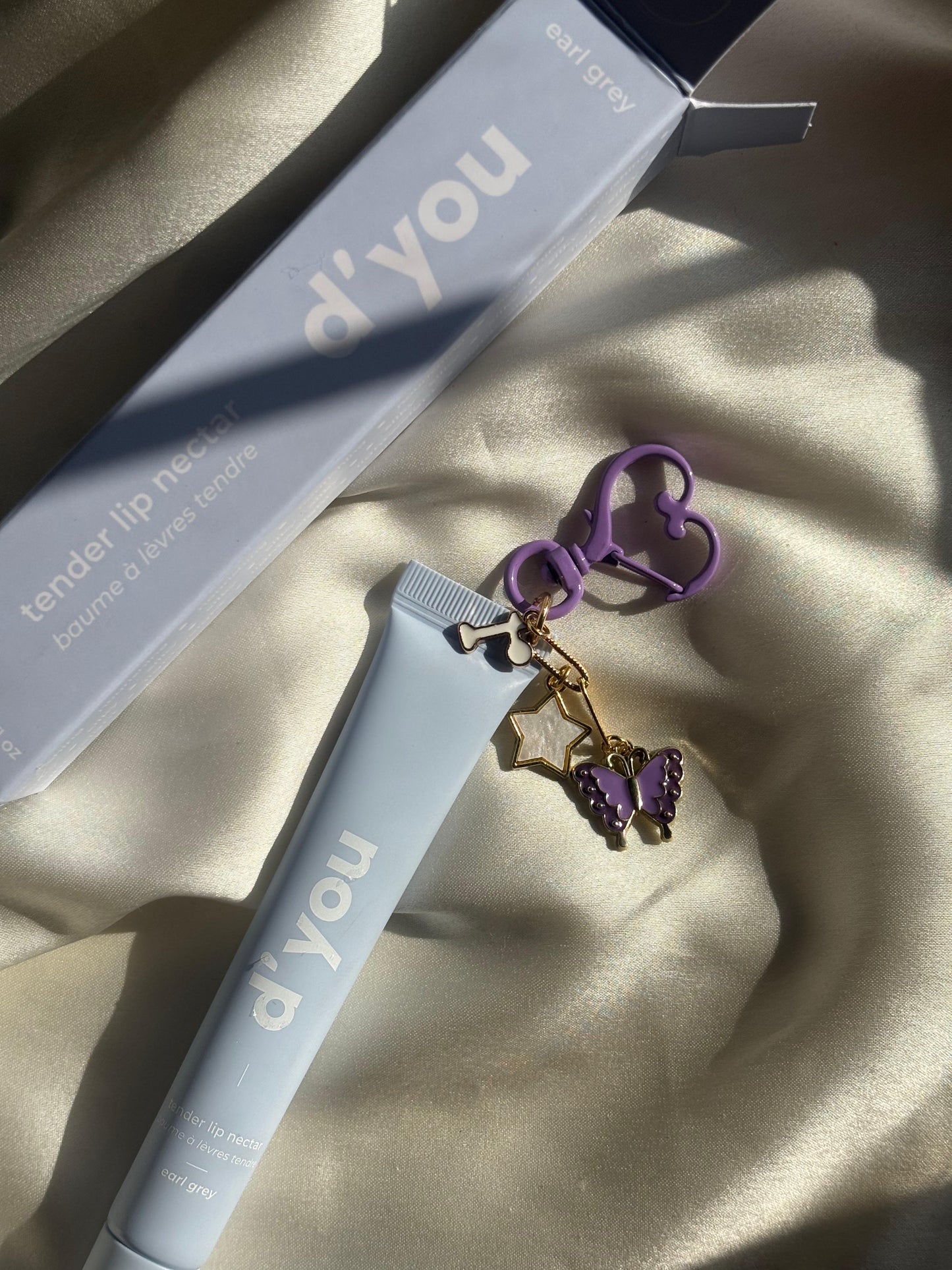 Heart clasp+Lipbalm of your choice