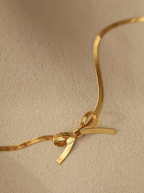Croquette Bow Choker