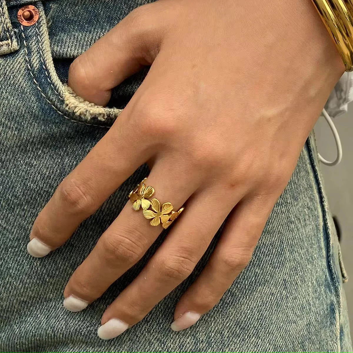 Daisy Ring