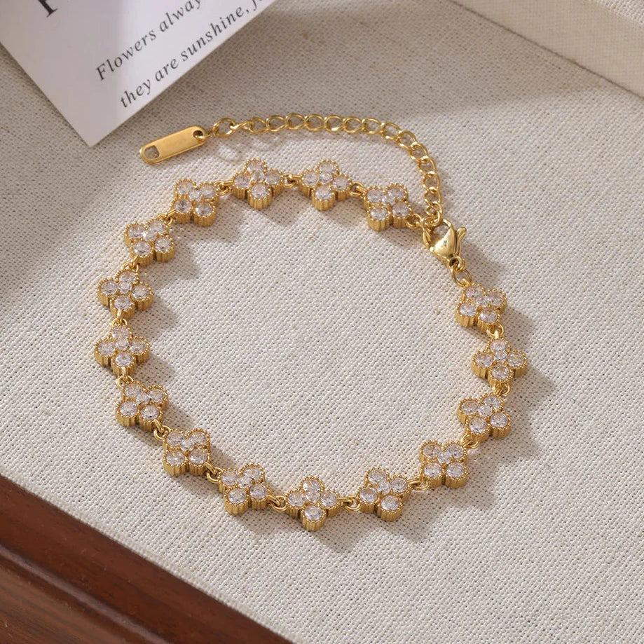 Clover bracelet