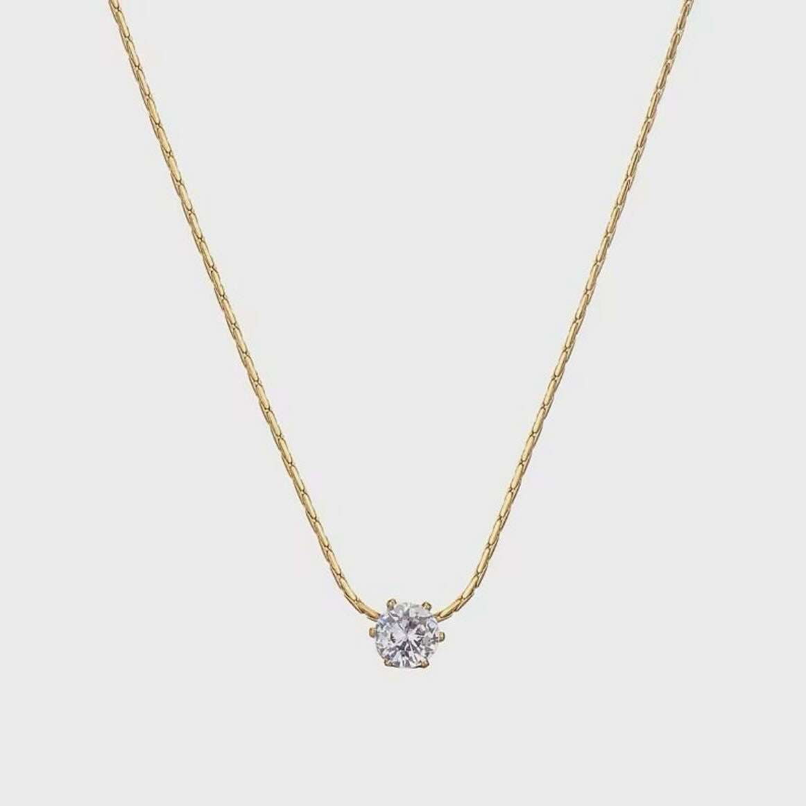 Solitaire Neckpiece