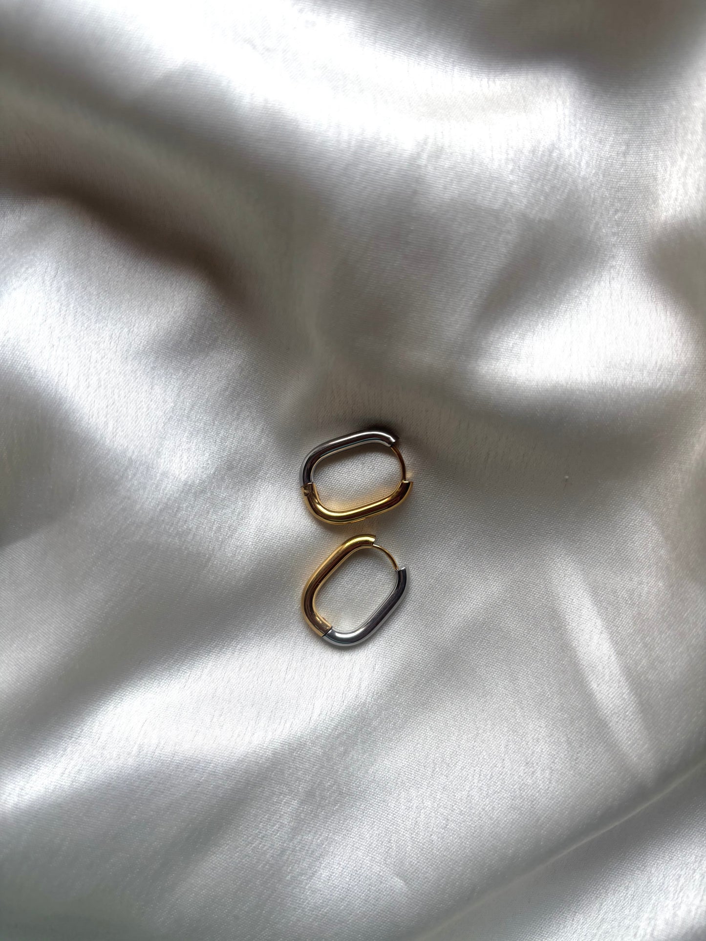 Ella Hoops