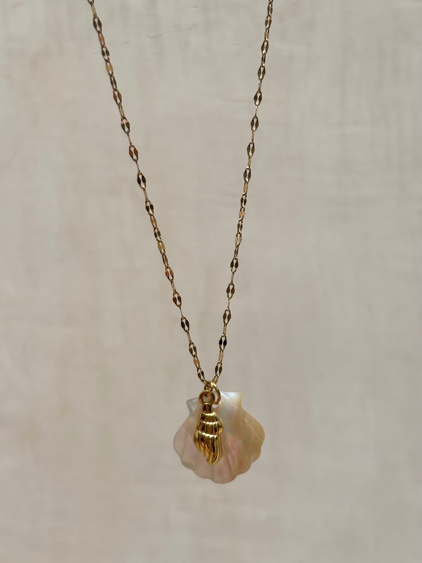 Pearl Shoreline Necklace