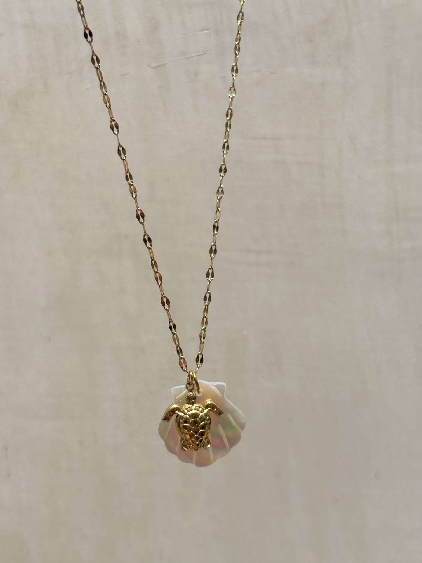 Pearl Shoreline Necklace