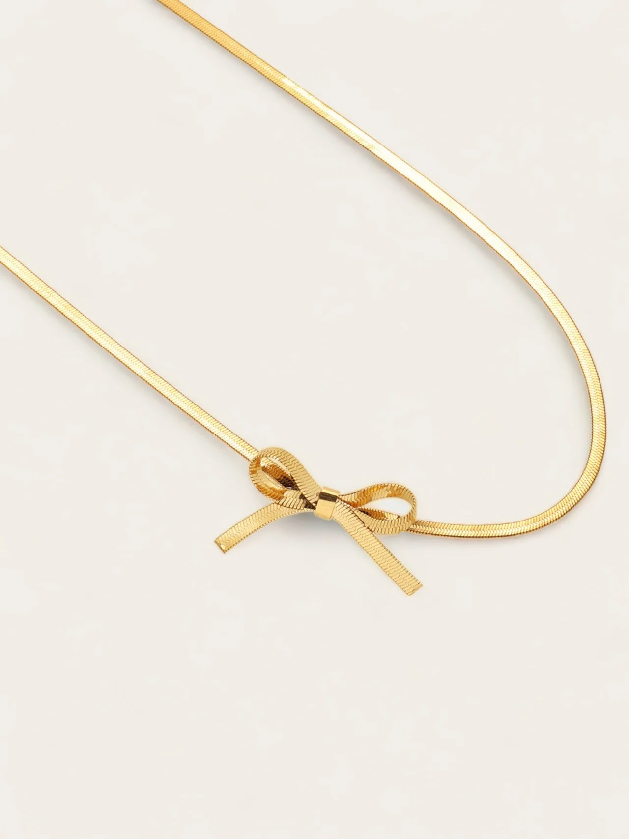 Croquette Bow Choker