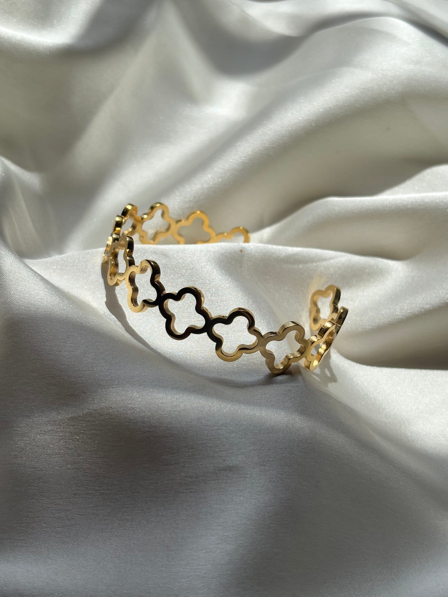 Clover Cuff