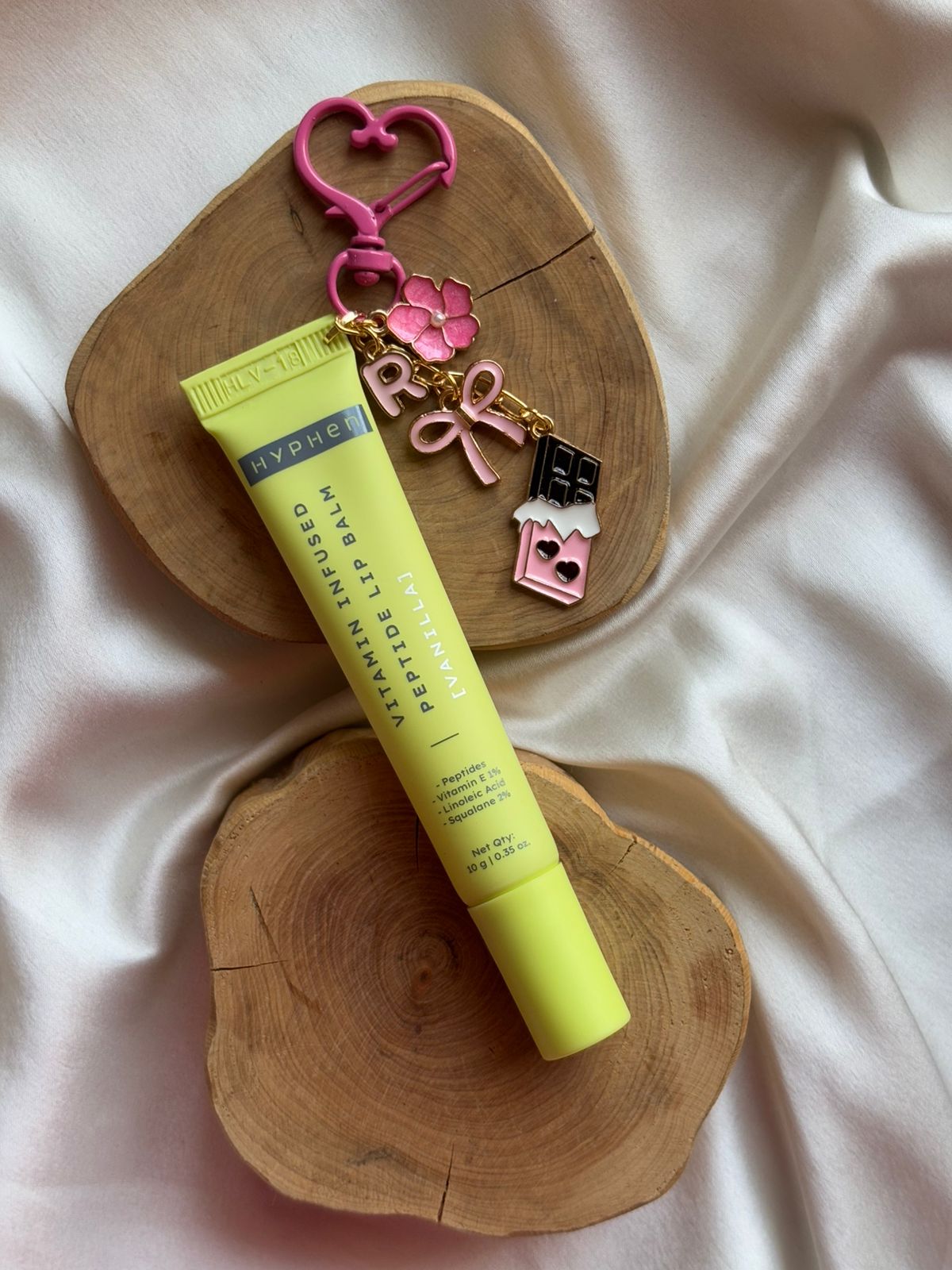 Heart clasp+Lipbalm of your choice