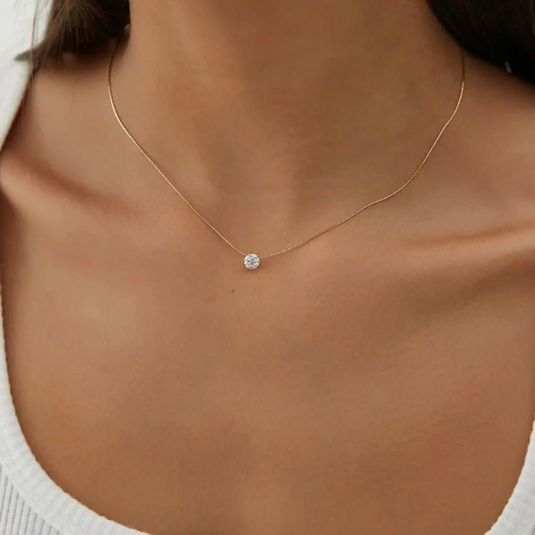 Solitaire Neckpiece