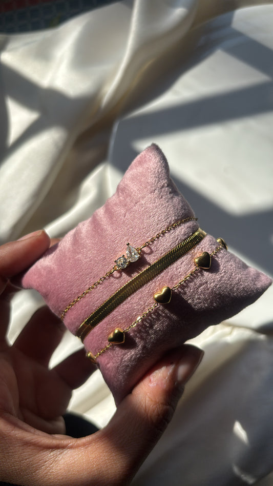 Dainty Stack