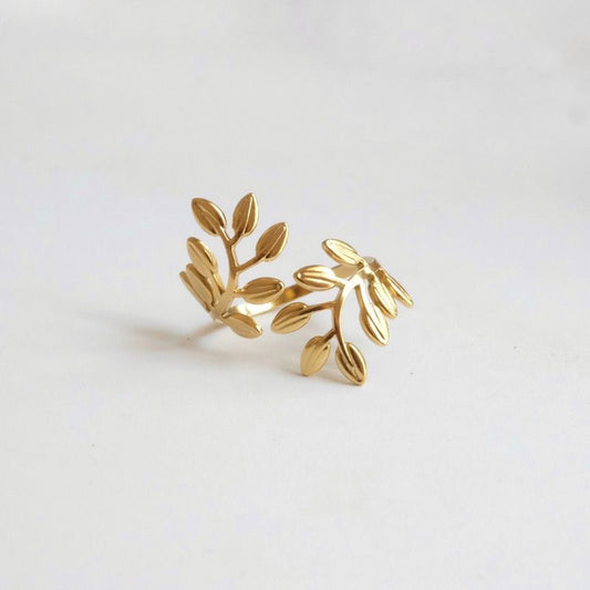 Leaflet Ring