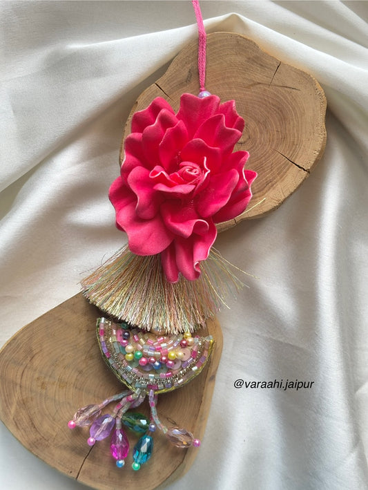 Carnation Tassel Lumba